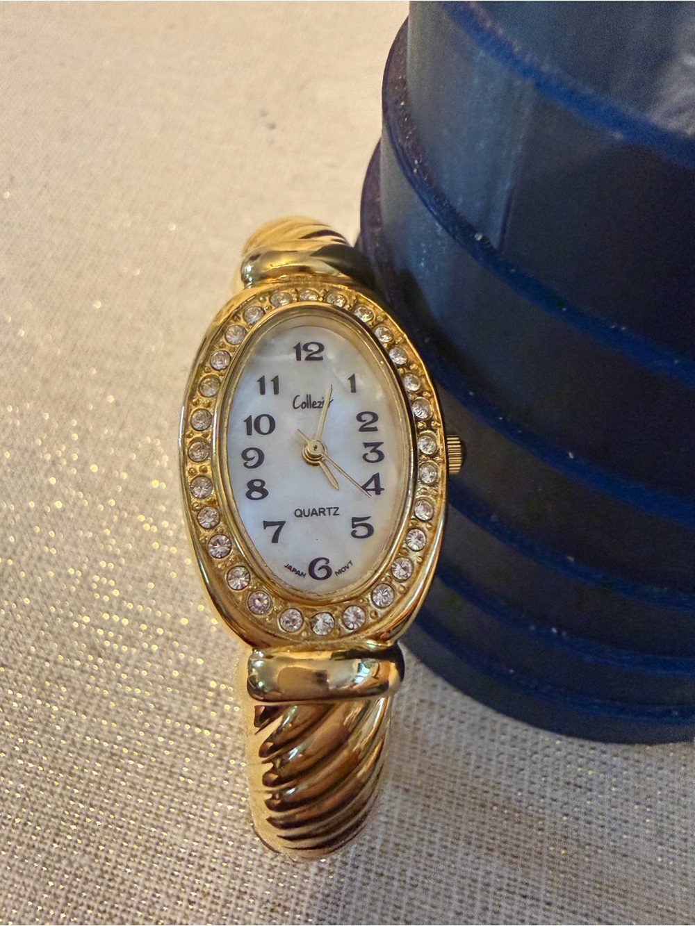 Vintage Collezio Gold-Tone Crystal Accent Women's Oval Quartz Watch - Picture 2 of 5